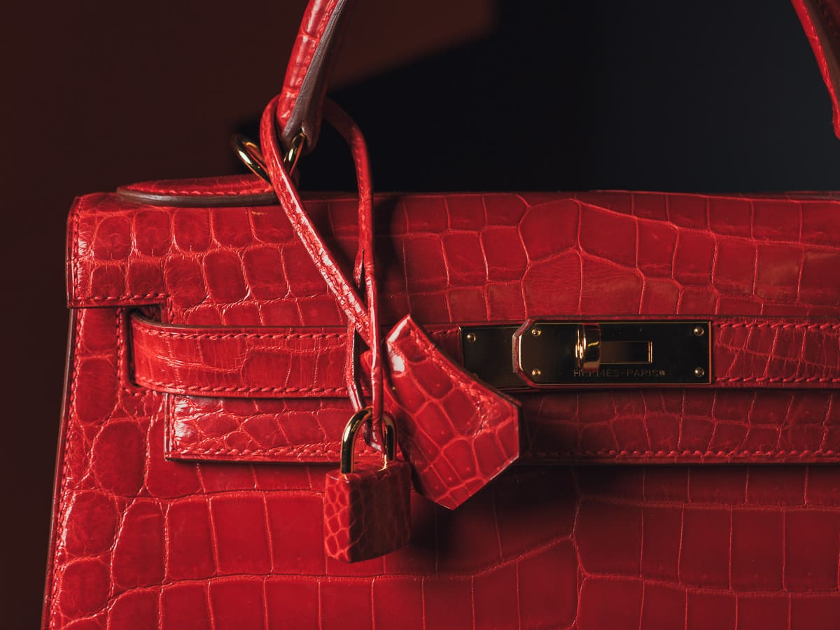 Do You Really Know What Color That Hermès Color Is?