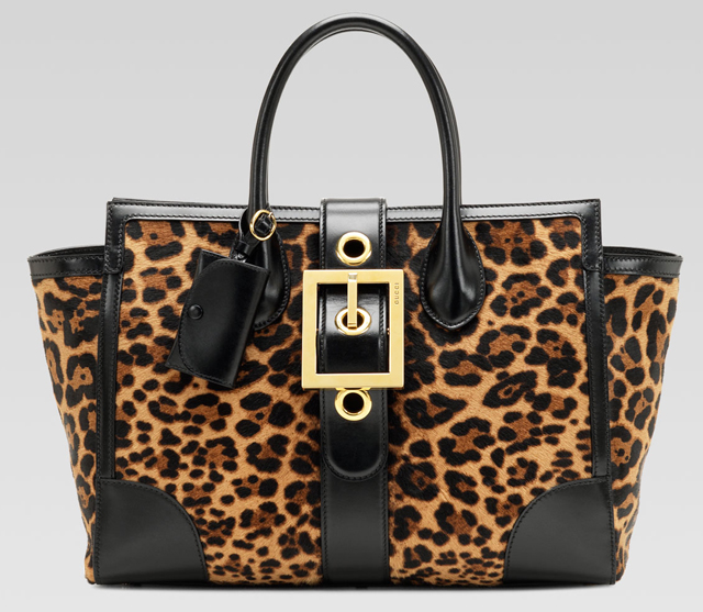 Gucci adopte les grosses boucles et l'imprimé animal pour l'automne 2013
