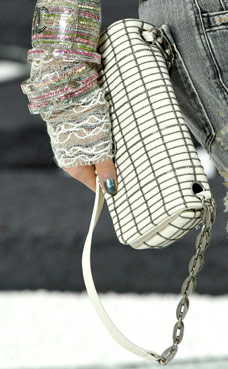 Chanel 17
