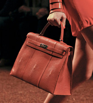 Hermes 4