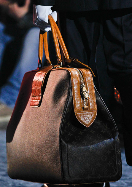 Louis Vuitton Fall 2012 iconic bag