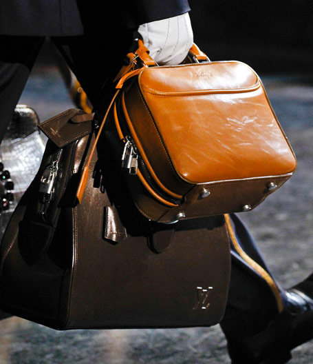 Louis Vuitton Fall 2012 stylish bag