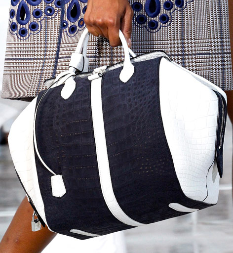 Louis Vuitton 16