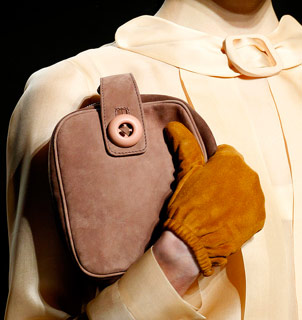 Prada 27
