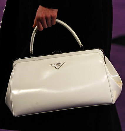 Prada 8
