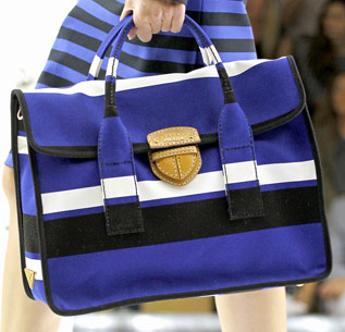 Prada 16