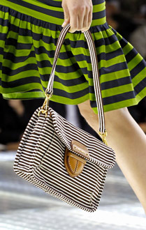Prada 24