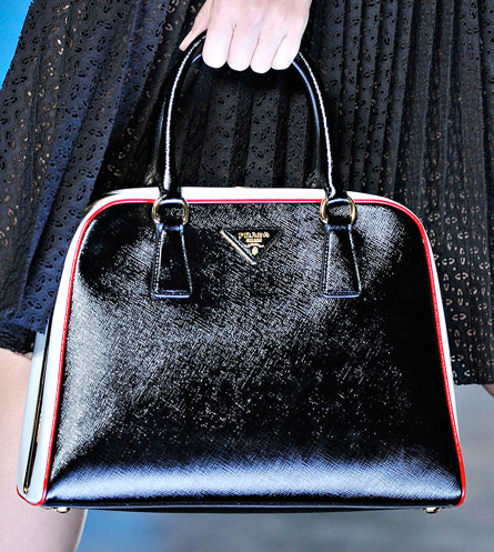 Prada 16