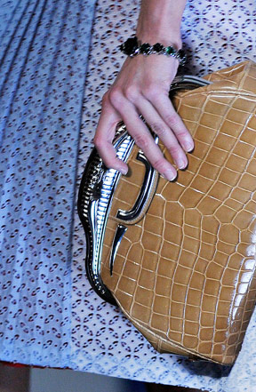 Prada 18