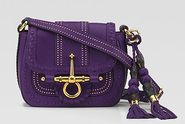 Gucci présente le violet parfait pour le printemps 2011