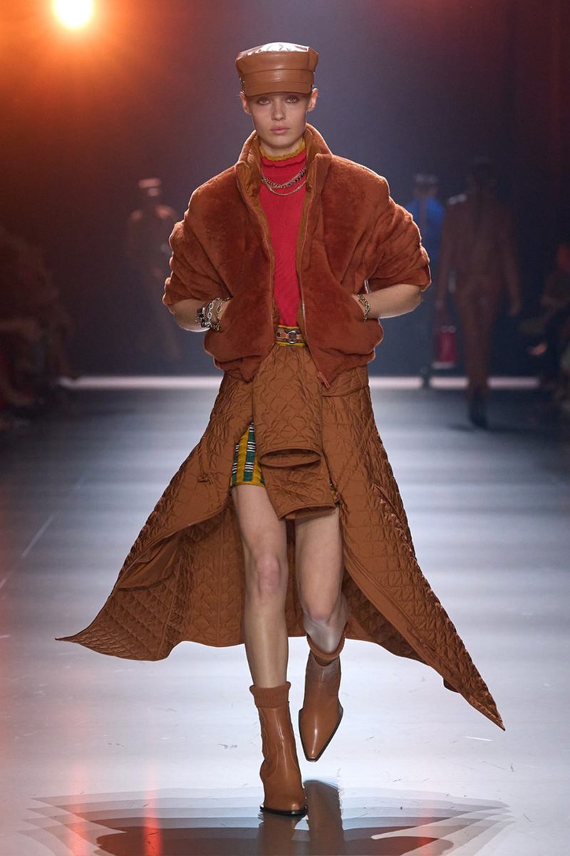 Herm&egrave;s AW24 Look 32. Photo via Vogue.com. 