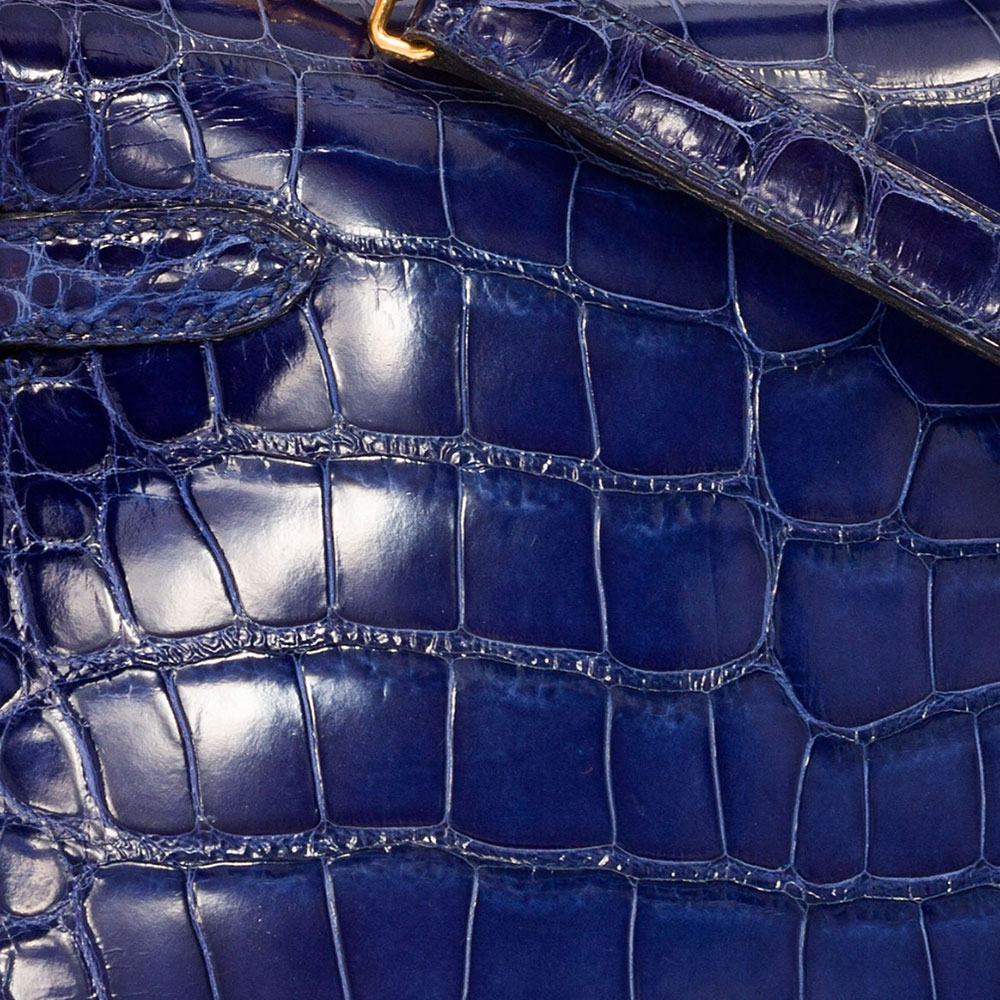 Shiny Alligator in Bleu Saphir.