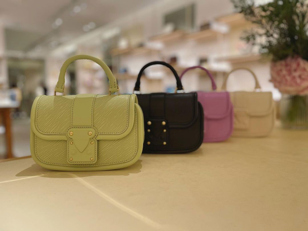 Présentation du sac à cache-cache Louis Vuitton