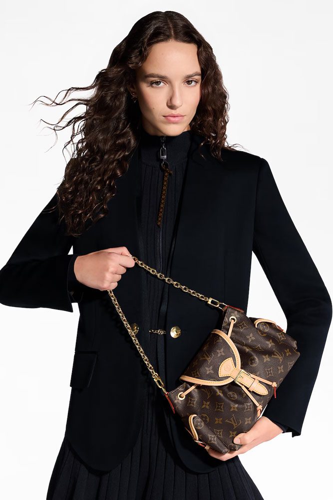 Louis Vuitton Odysee Bag w Chain