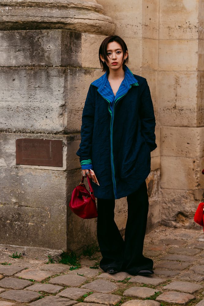 LOEWE FALL 2026 STREET STYLE BAGS 21