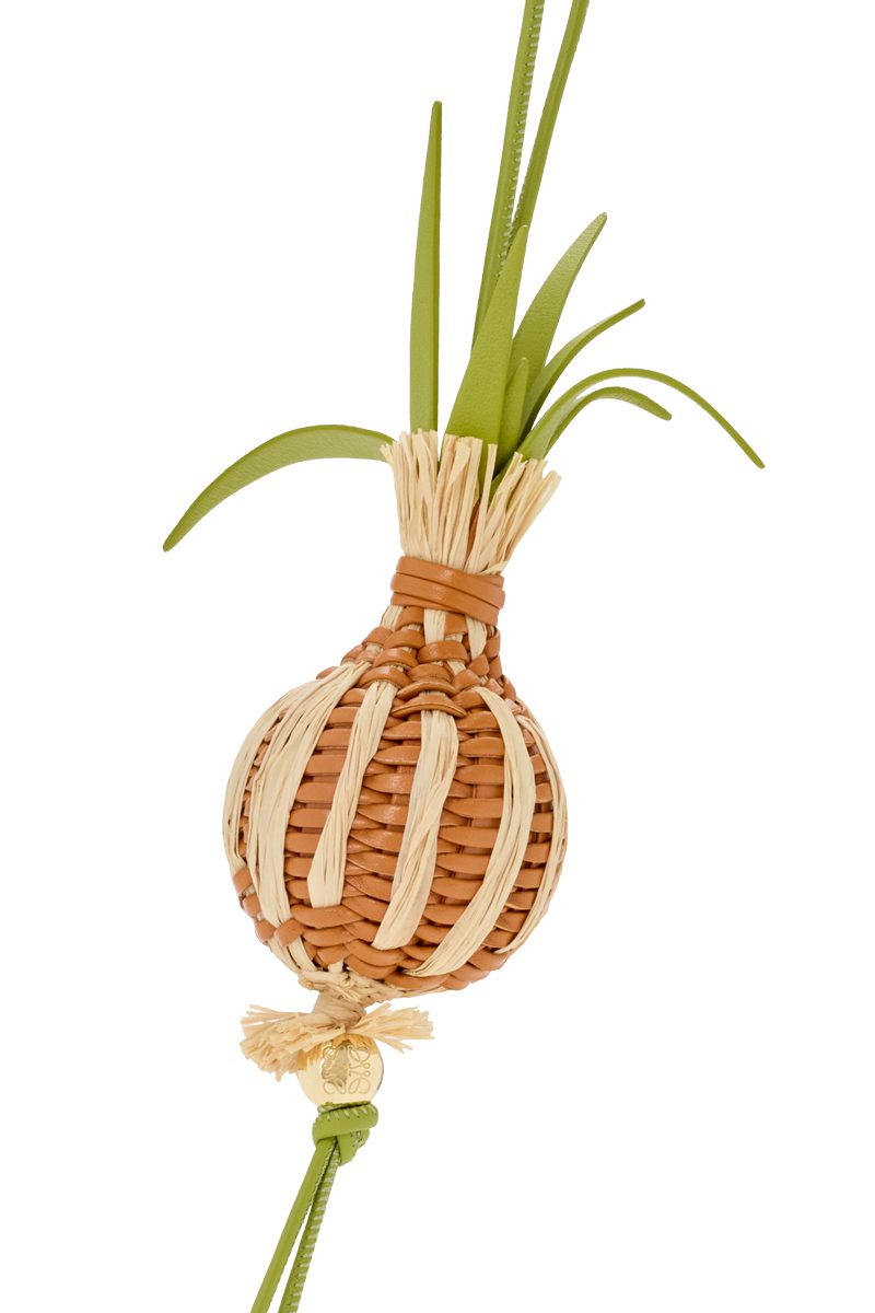 Loewe Onion sprout charm