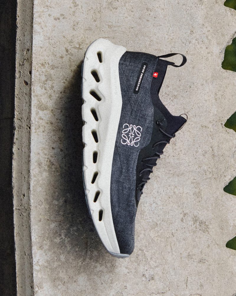 LOEWE X ON Cloudsolo4