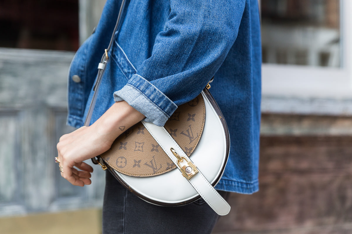 A Close Look At The Louis Vuitton Chantilly Lock Bag