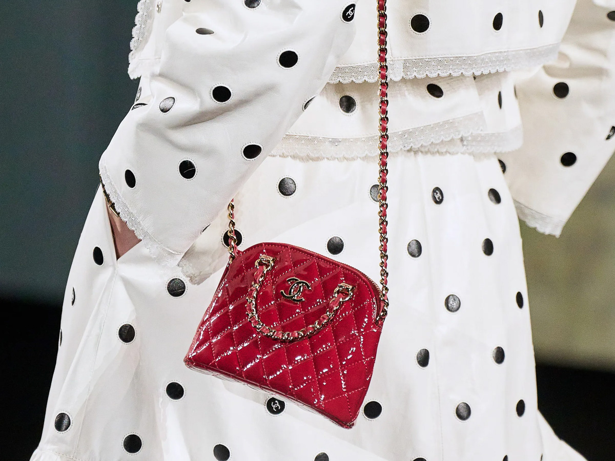 Mini Bags Reigned Supreme On The Chanel Spring 2023 Runway