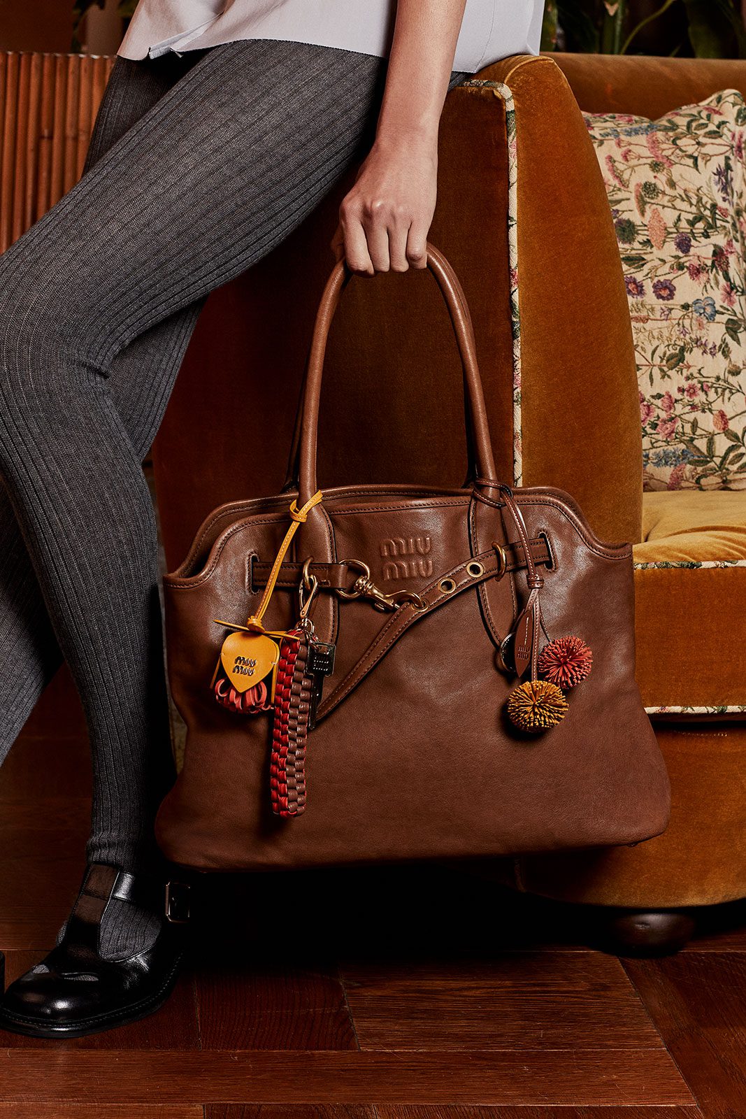 Miu Miu Aventure in Oak