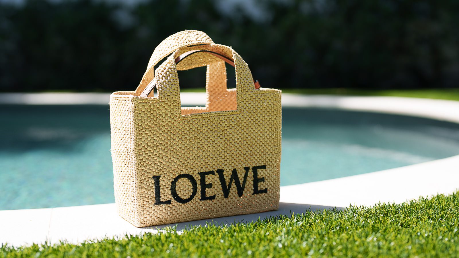 My New Loewe Font Bag And How I Accessorize It