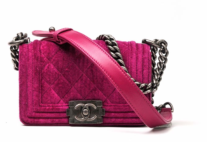 Take A Closer Look At The Chanel Fall 2012 Runway Bags