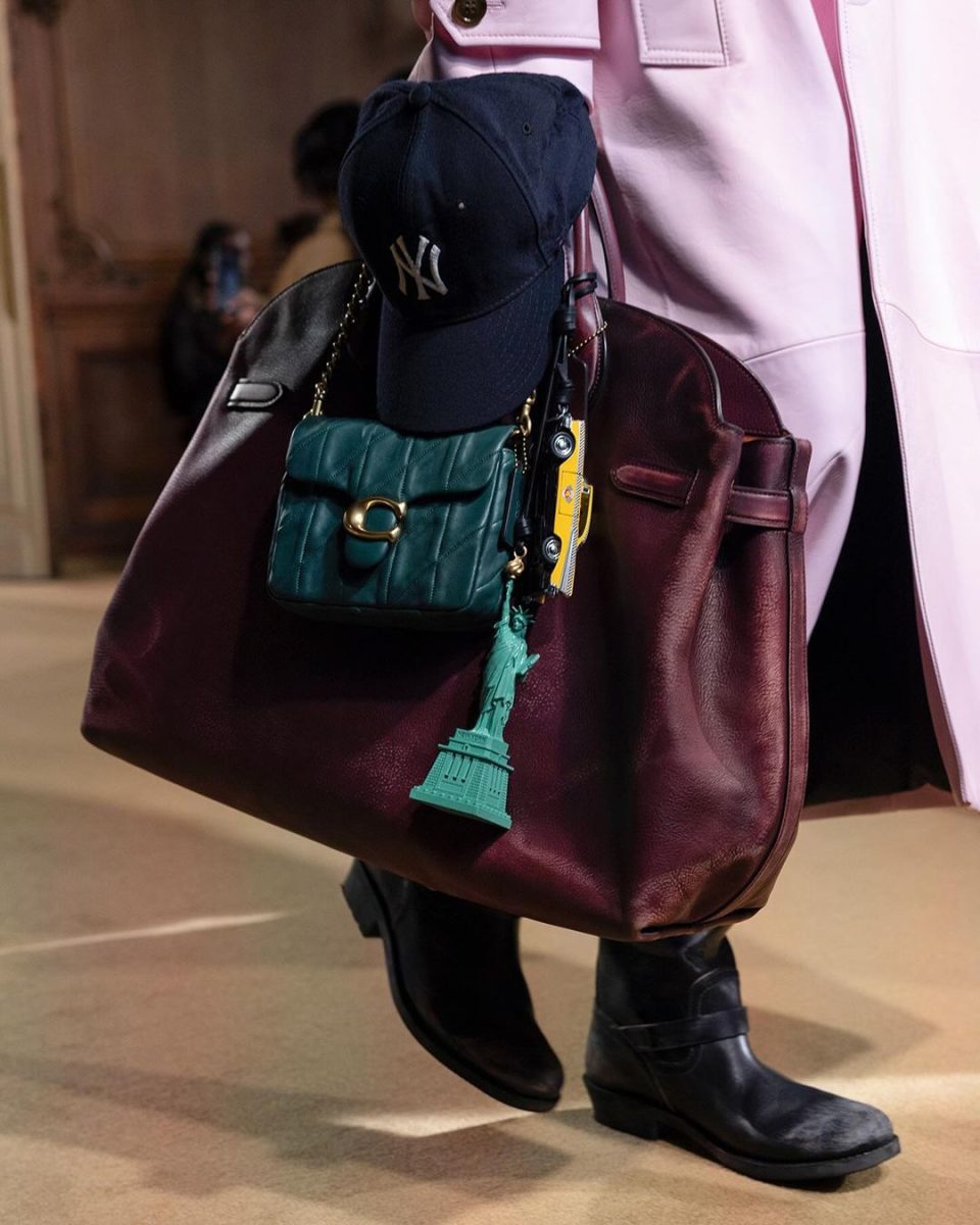 Coach Carryall 1
