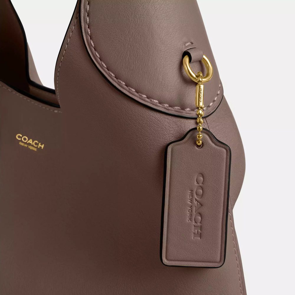 coach 28 dark stone