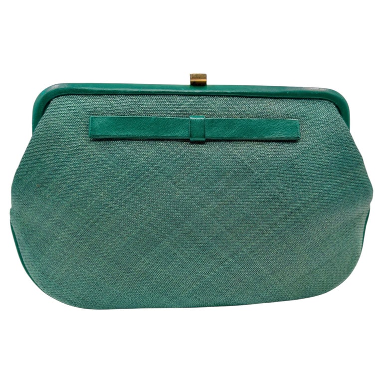 GUCCI Florentine sage green straw clutch 1958/early 60s