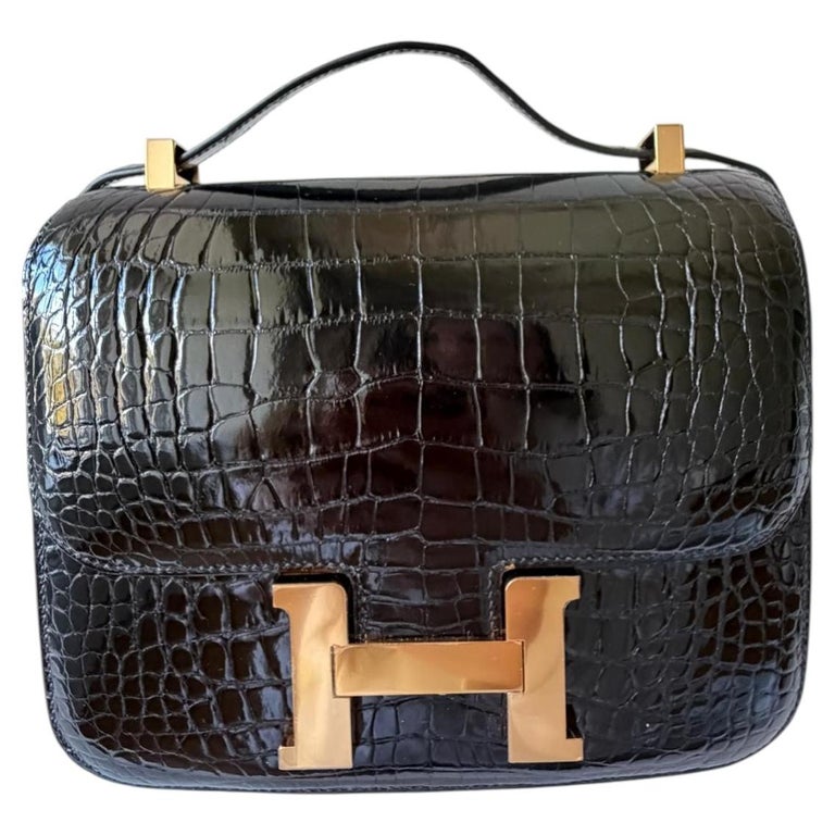 Hermès Constance 24 Noir/Black Alligator Mississippi Lisse Gold Hardware