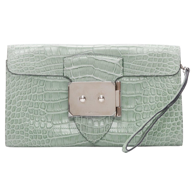 HERMES Goodlock Porosus mint green scaled leather PHW push clasp wrist clutch