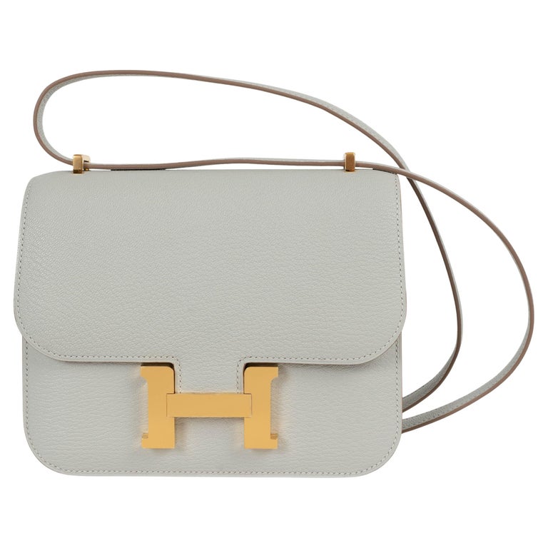 HERMES Gris Perle grey Mysore leather CONSTANCE 18 MIROIR Bag Ghw