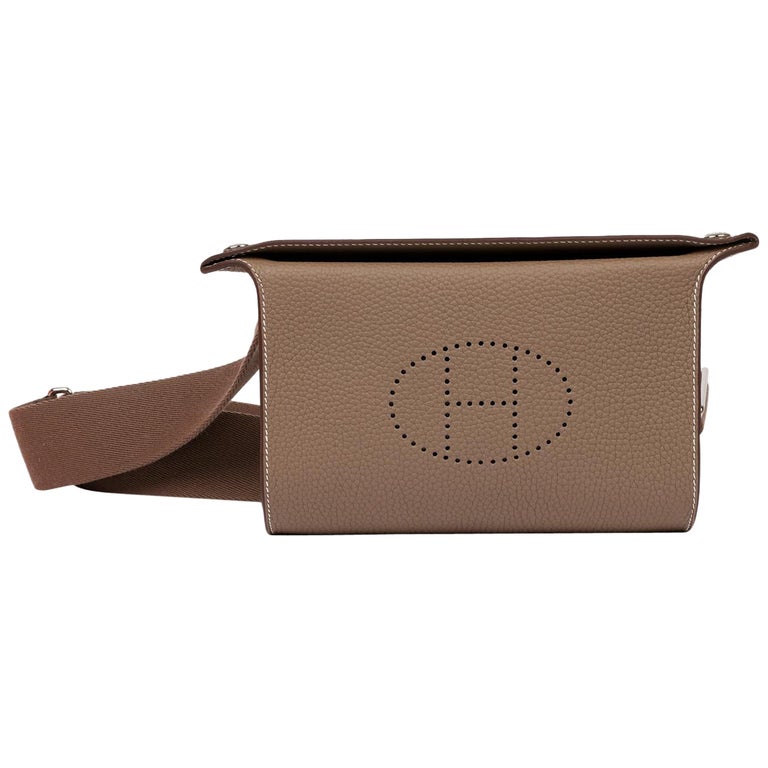 Hermès Etoupe Togo Leather Videpoches Crossbody Bag, Unisex, 2024