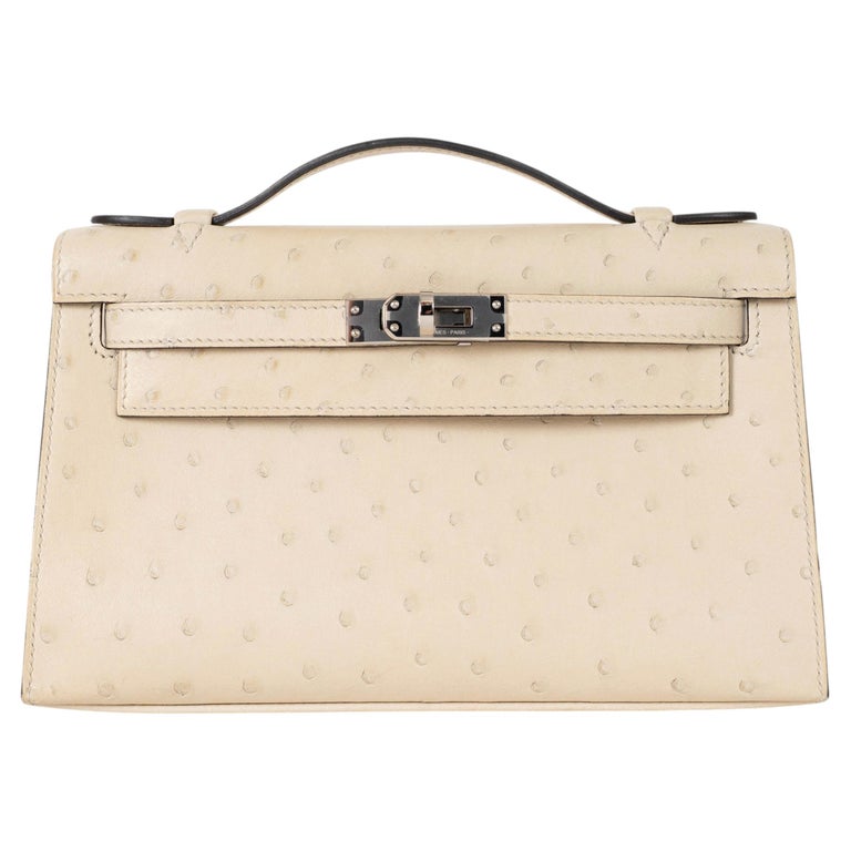 HERMES Parchemin cream OSTRICH KELLY POCHETTE Bag Phw