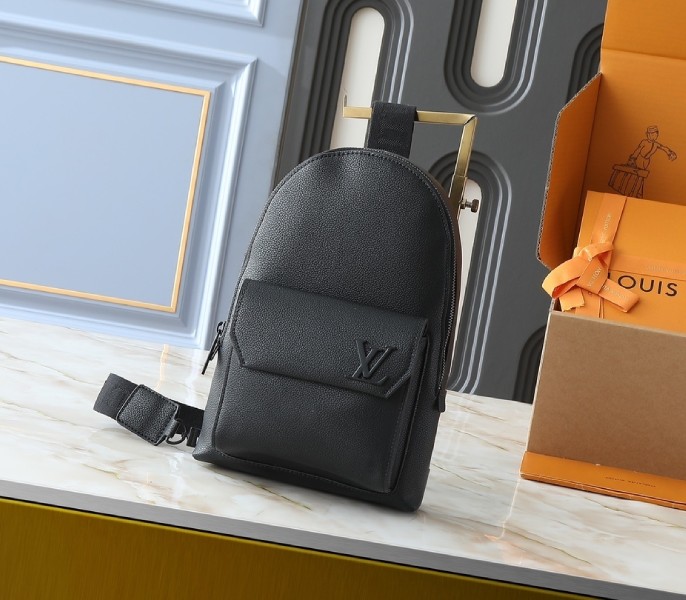 Louis Vuitton Reissue Aerogram Pilot Slingbag