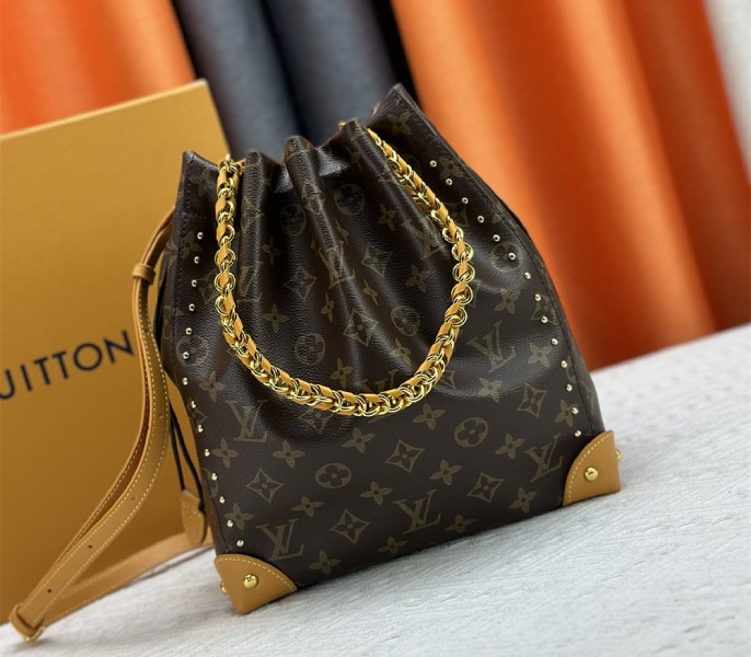 Louis Vuitton Reissue Monogram Canvas Noe Trunk PM