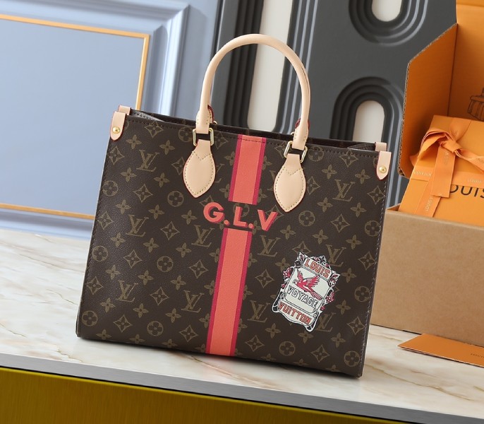 Louis Vuitton Reissue Mon Monogram OnTheGo MM