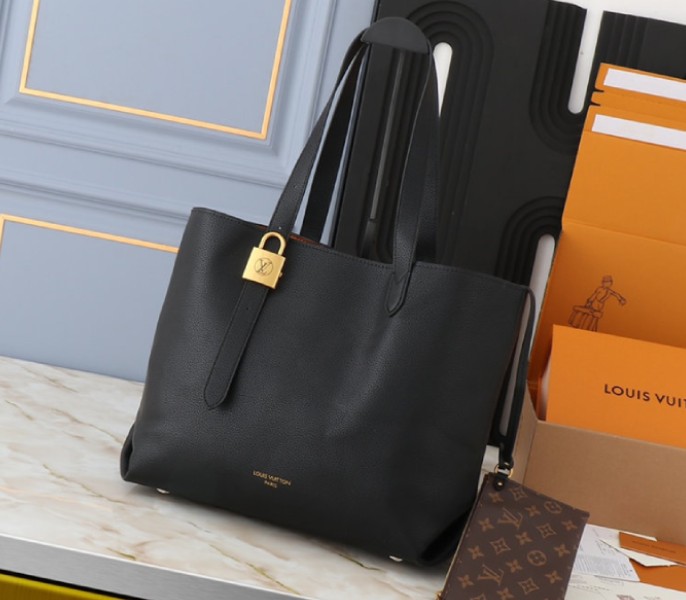 Louis Vuitton Reissue Low Key Cabas MM In Black