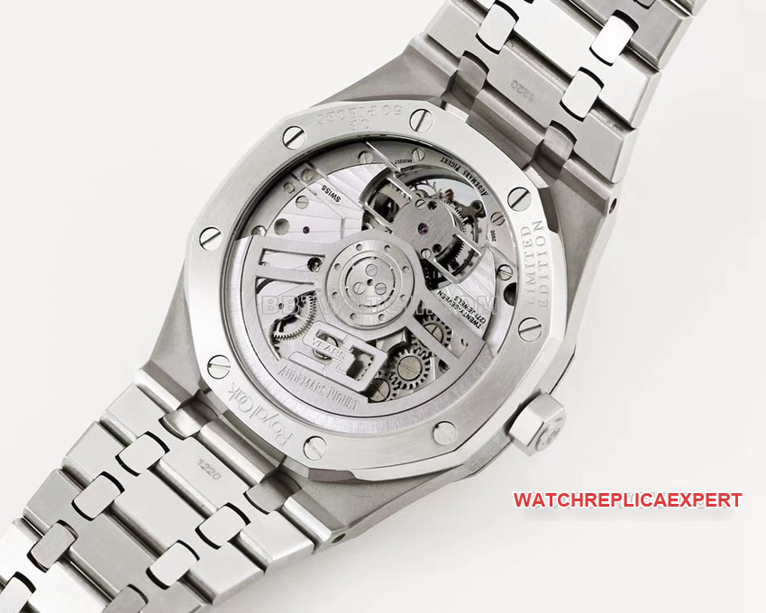 Audemars PiguetRoyal Oaktop-tier replica blue plaid plate tourbillon26530PTcaseback live photo