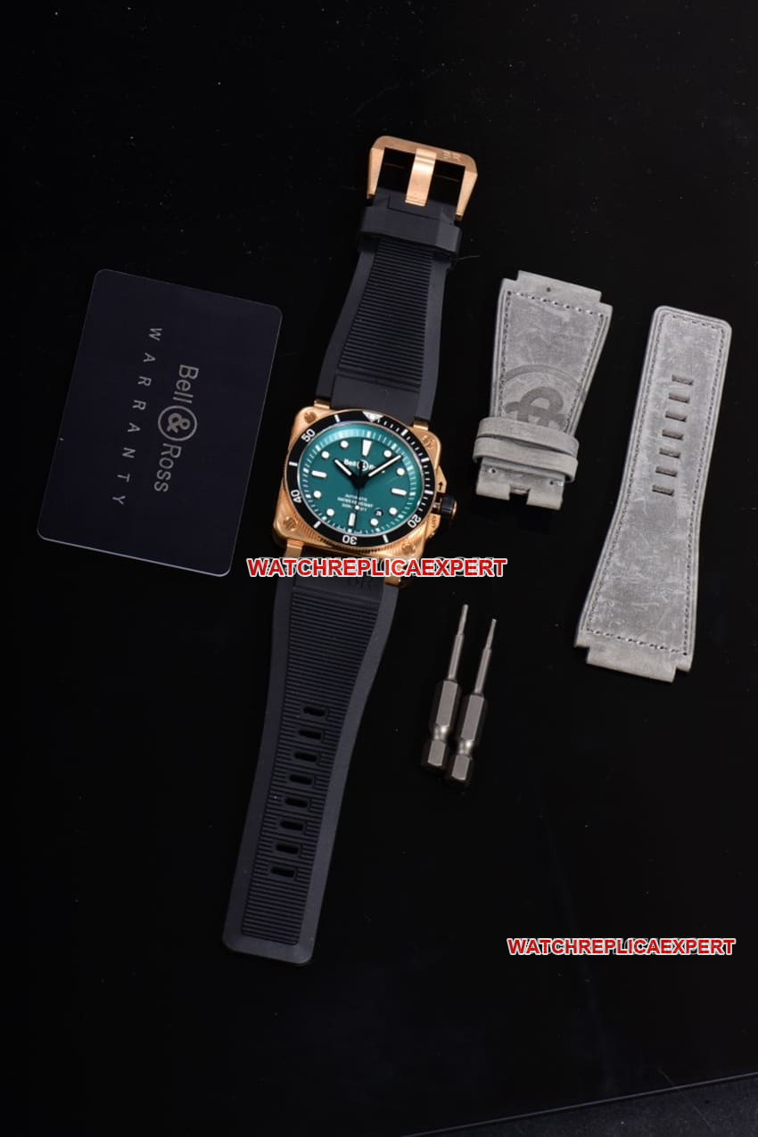 BR factory Bell & Ross super clonegreen dialbronze rubber model BR0392-D-LT-BR/SRBfront live photo