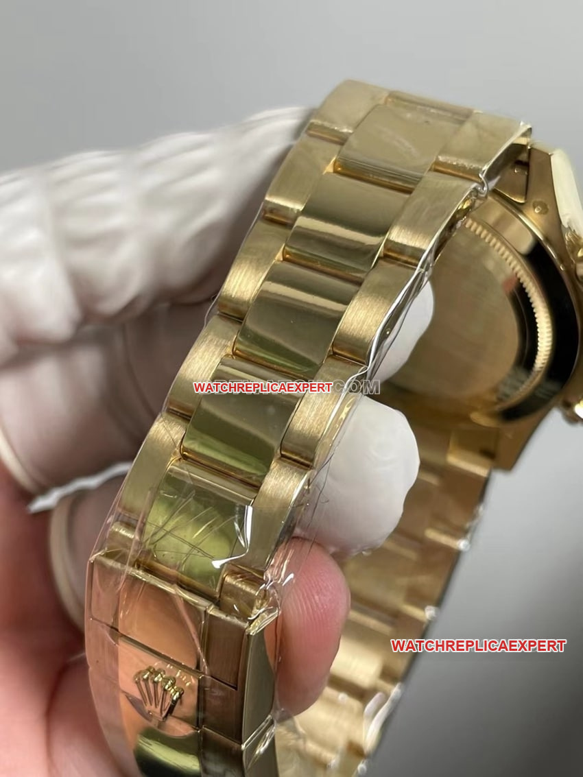 RolexDaytonatop-tierblack Collectdialyellow goldlittle monster116508braceletlive photos