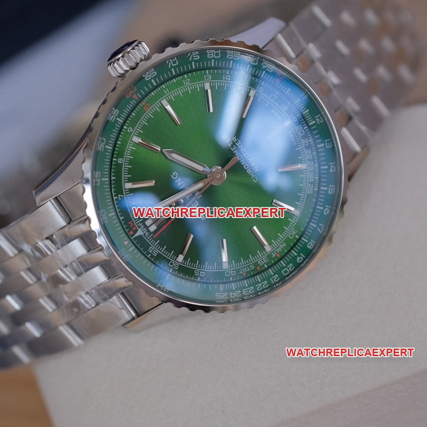 Breitling aviation chronographsuper clonegreen dialA17329371L1A1front live photo