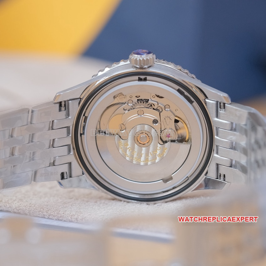 Breitling aviation chronograph1:1top-tier replicablue dialA17329171C1A1caseback live photo