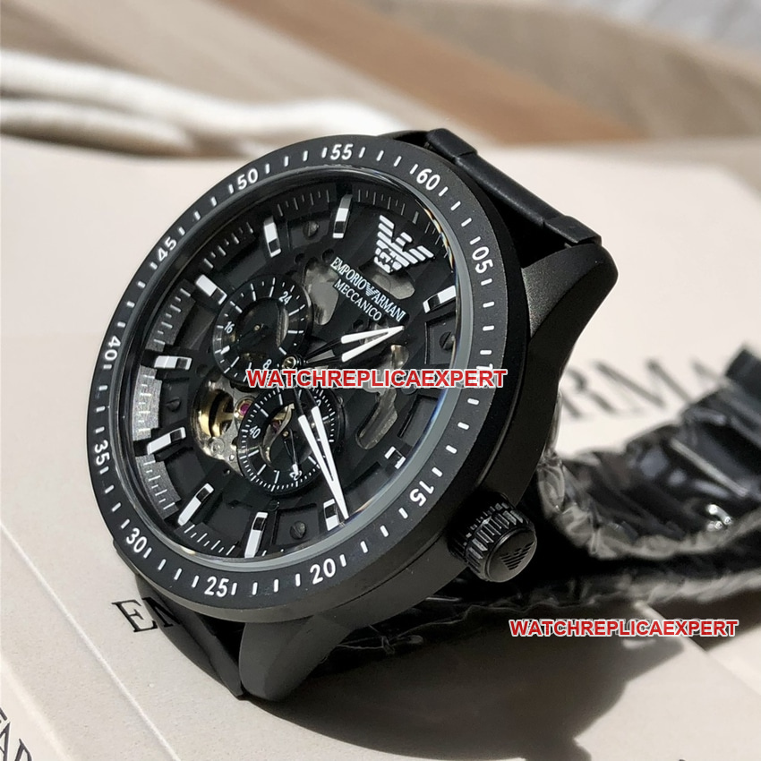 Armani top-tier 1:1high-quality replica black hollow plate steel bracelet model side live photo