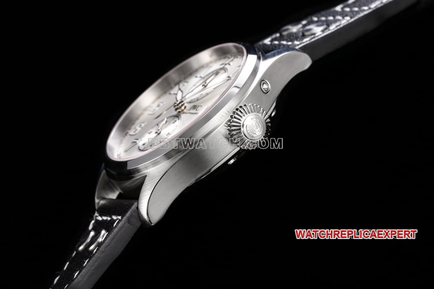 TW factory IWC pilot top-tier 1:1high-quality replicasilver dial dynamic display side live photo