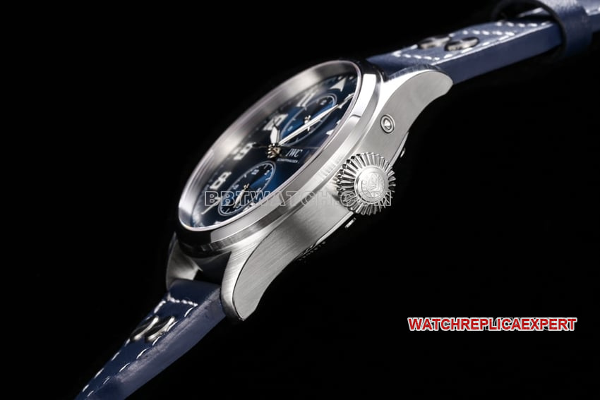 TW factory IWC pilot top-tier 1:1super cloneblue dialIW515202side live photo
