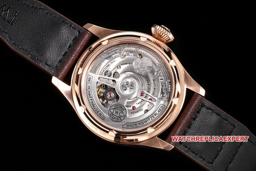 TW factory IWC pilot top-tier Collectbrown disk IW515204caseback live photo