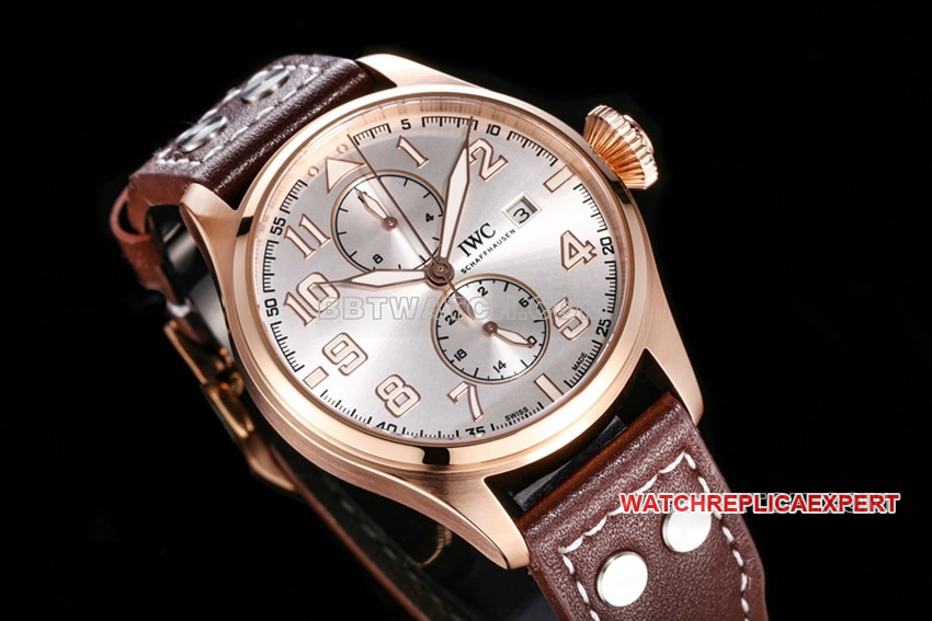 TW factory IWC pilot Original Factory super clone red gold silver dialchronograph front live photo