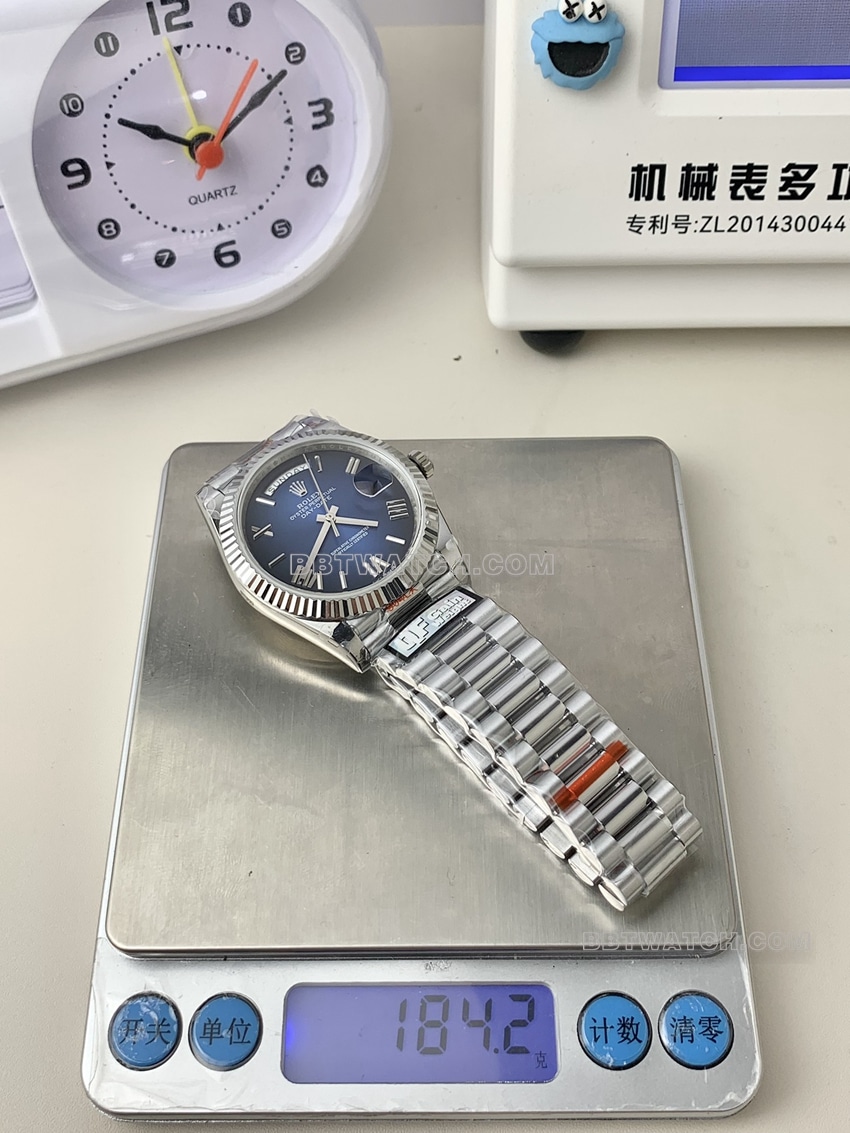 QF factory RolexDay-Date type super clone gradient blue dialm228239-0076 weight live photos
