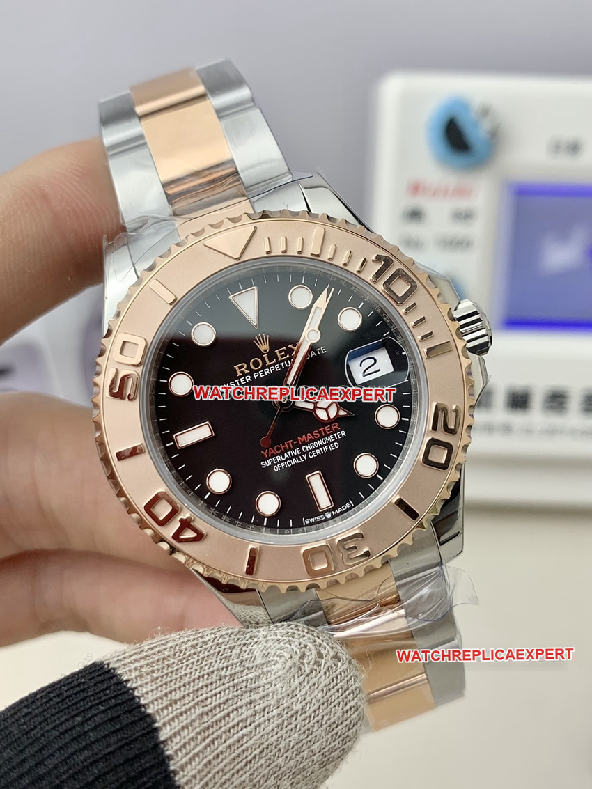 C Factory Rolex Yacht-Master Original Factory Super A CollectBlack Dial Two-Tone Rose Gold 268621 Front Real Shot Photo